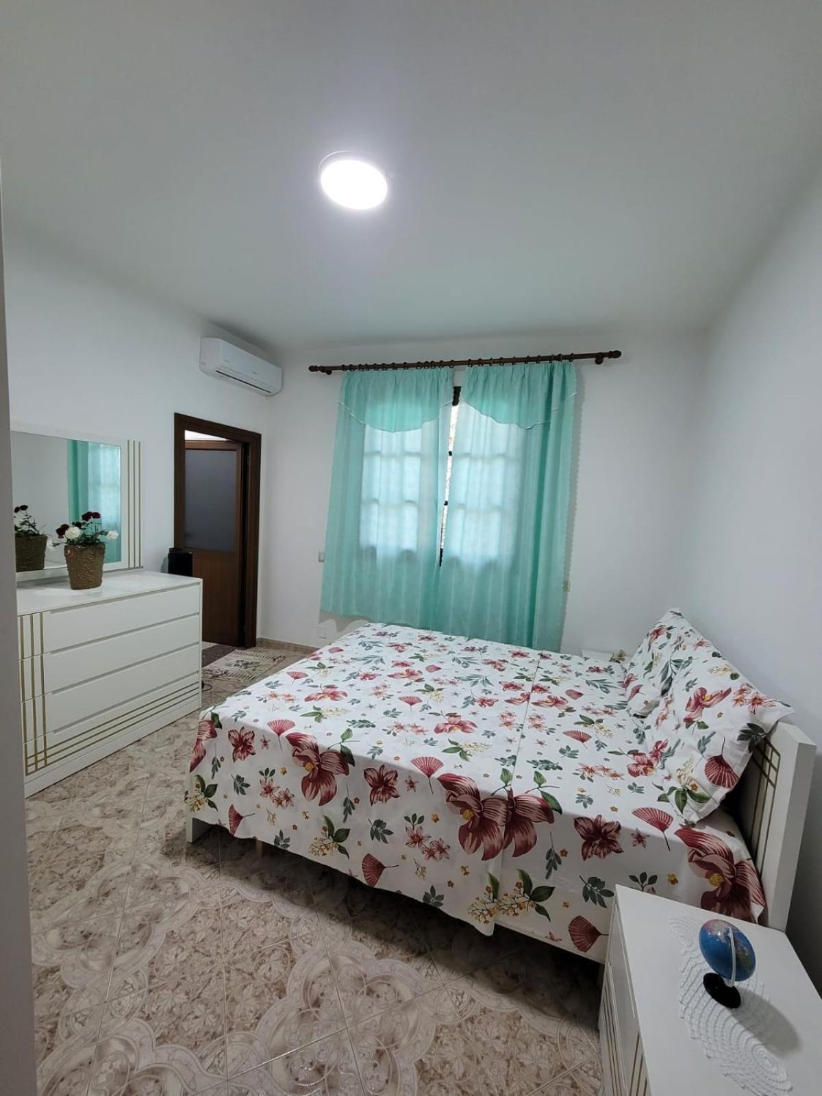Private Room On A Shared Apartament Near Durres Beach Extérieur photo
