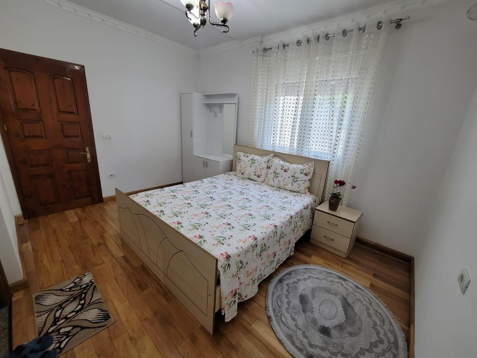 Private Room On A Shared Apartament Near Durres Beach Extérieur photo