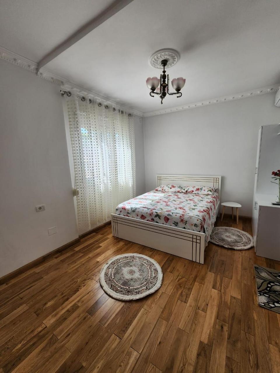 Private Room On A Shared Apartament Near Durres Beach Extérieur photo
